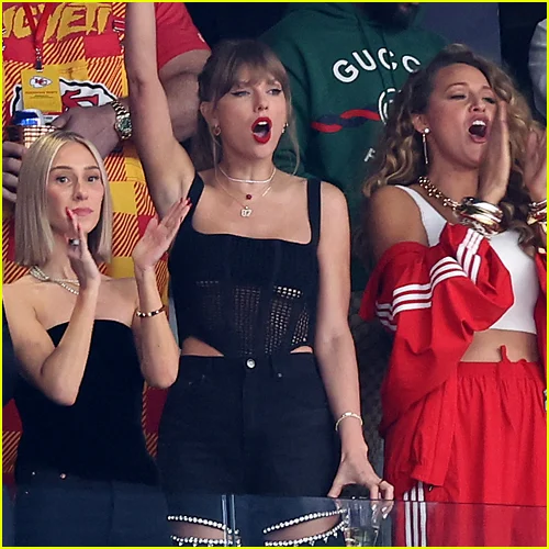 Taylor Swift and Blake Lively texts