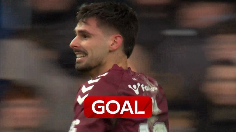 Claudio Braga puts Hearts back in front with a well taken header after a superb ball in from Michael Steinwender to find finder the right bottom corner 