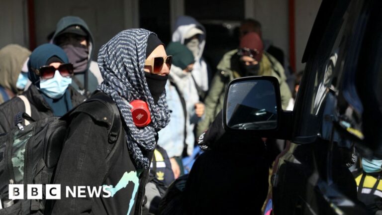 Australian IS families in Syria camp turned back after leaving for home