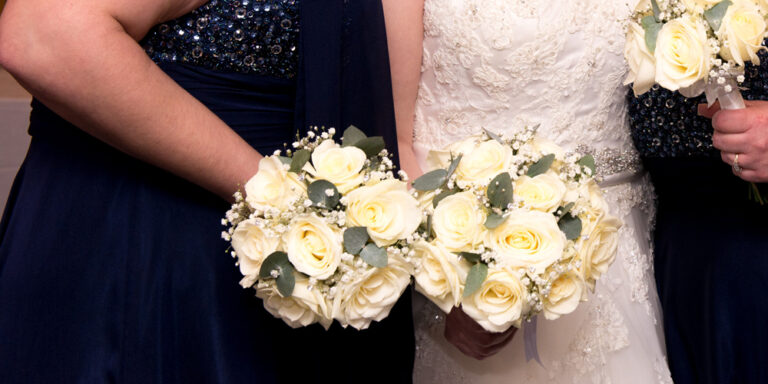 Bride Accused of Disinviting Cousin to Her Wedding by Family, but She Swears She’s Not a ‘Bridezilla Monster’ | Human Interest, Reddit, Wedding, weddings | Celebrity News and Gossip | Entertainment, Photos and Videos