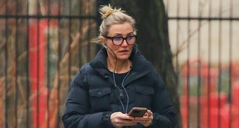 Cameron Diaz Goes for Walk in a Park During Day Out in NYC | Cameron Diaz | Celebrity News and Gossip | Entertainment, Photos and Videos
