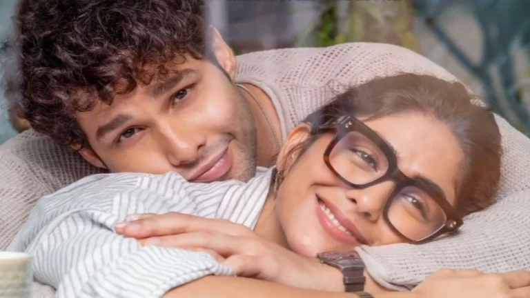 Do Deewane Sheher Mein Advance Booking: Siddhant Chaturvedi and Mrunal Thakur starrer sells 10,000 tickets on bookmyshow