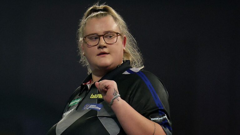 PDC Women’s Series: Beau Greaves maintains darting dominance as she celebrates milestone to kick off 2026 | Darts News