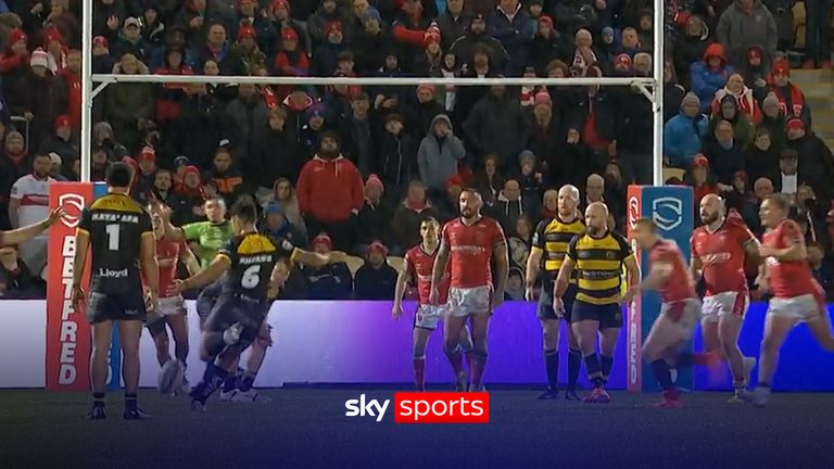 Watch Ata Hingano put the York Knights in front with JUST four minutes on the clock!