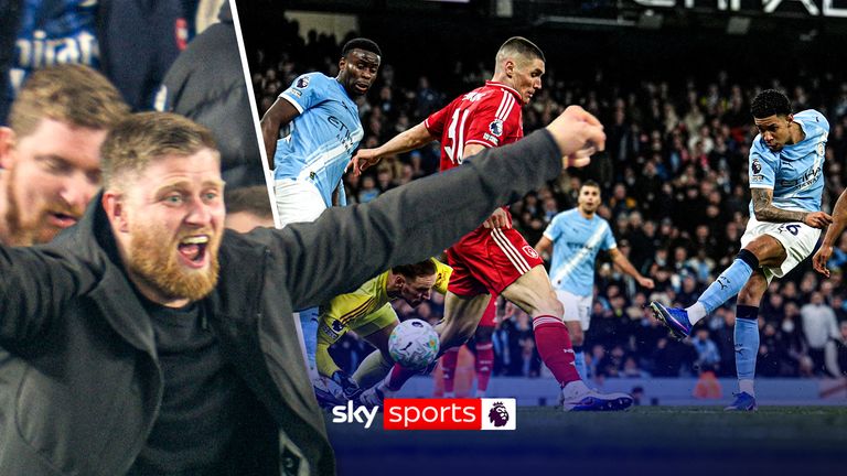 Arsenal fans celebrate Man City draw