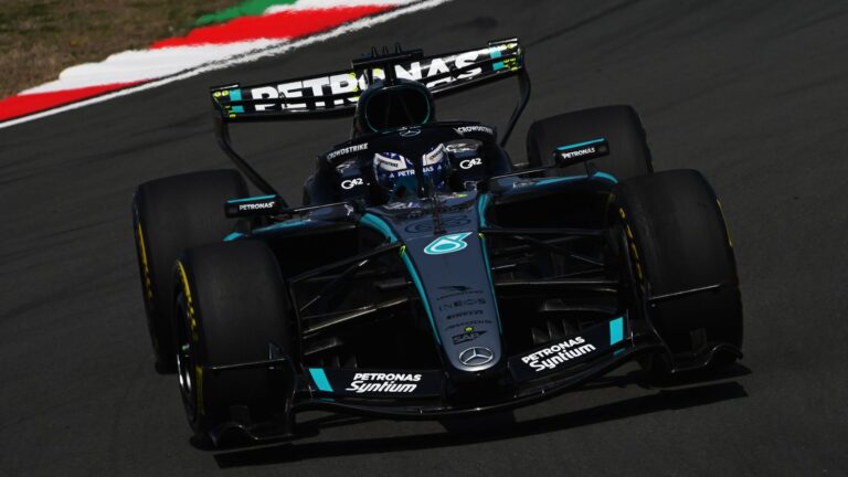 Chinese GP Practice: George Russell fastest for Mercedes as Lewis Hamilton collides with Lando Norris before spin | F1 News