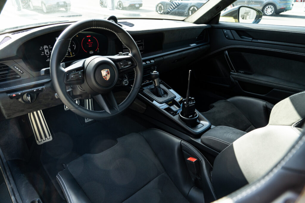 The cockpit of a porsche 911 GT3