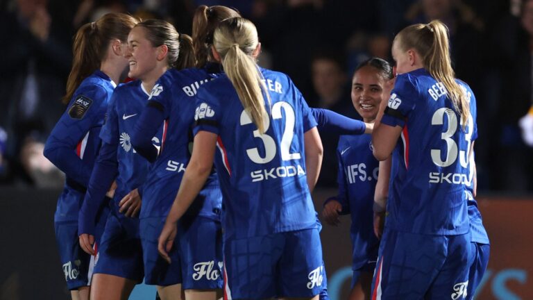 Chelsea beat Brighton to move second as Man Utd frustrated in goalless draw away at West Ham – WSL round-up | Football News