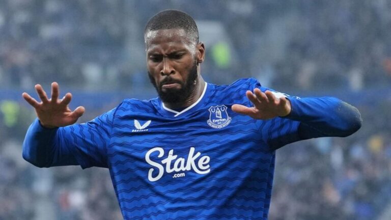Everton 3 – 0 Chelsea