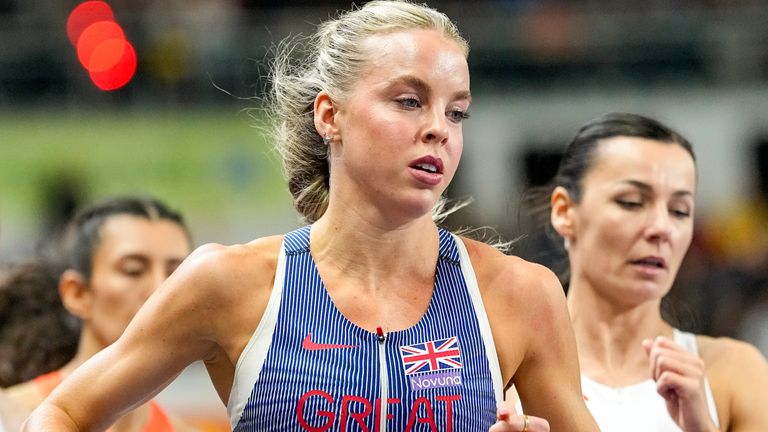Keely Hodgkinson cruised into the women's 800m final on Sunday