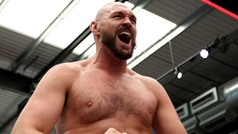 Tyson Fury: I was happily retired, but there’s nothing like a UK stadium fight | ‘Makhmudov’s in trouble!’ | Boxing News
