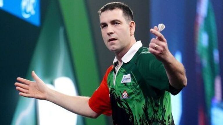 Is it time Premier League Darts introduced a reserve player? Gian van Veen missed Dublin after needing surgery to remove kidney stones | Darts News