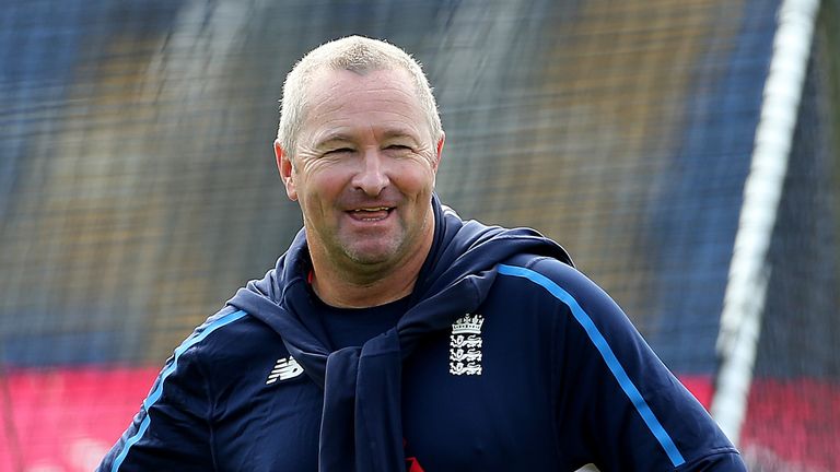 Paul Farbrace joins Sussex from Warwickshire as head coach. 