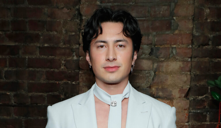 Hudson Williams Joins Cast of Netflix’s FTX Series, ‘The Altruists’ | Hudson Williams, Netflix, Television, The Altruists | Celebrity News and Gossip | Entertainment, Photos and Videos
