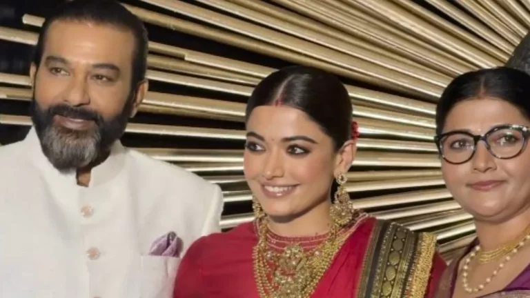 Rashmika Mandanna-Vijay Deverakonda Reception: Newlywed is on cloud 9 as she poses with her parents; WATCH