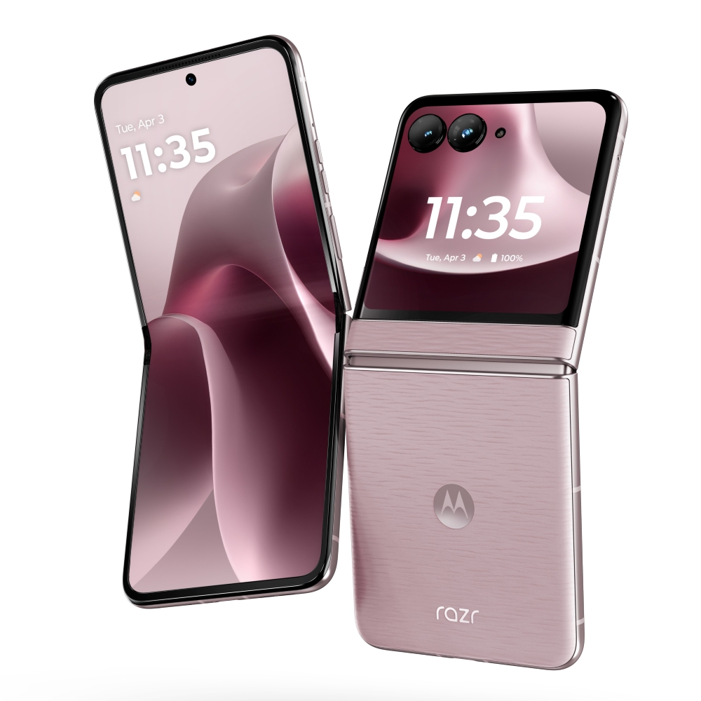 Motorola Razr 2026 render