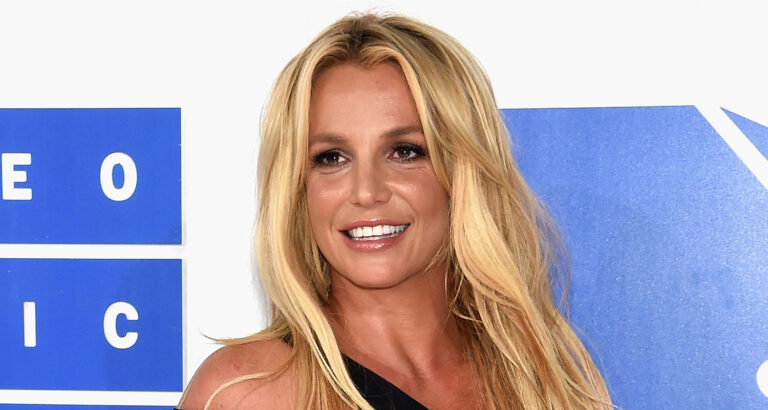 Britney Spears Voluntarily Checks Into Rehab After March DUI Arrest | Britney Spears | Celebrity News and Gossip | Entertainment, Photos and Videos