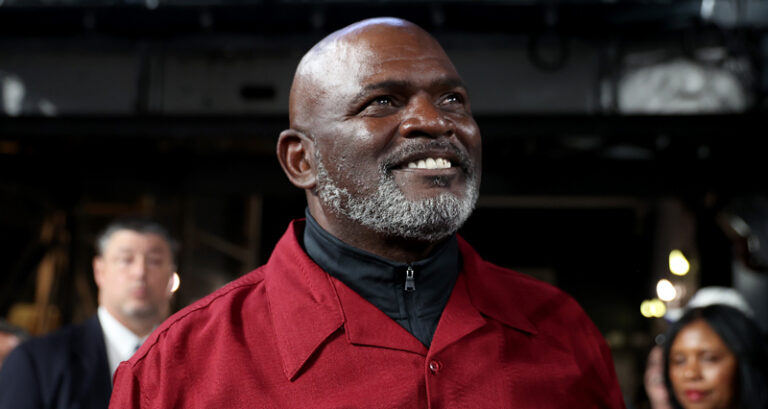 NFL Legend Lawrence Taylor Hospitalized Amid Medical Emergency | Lawrence Taylor | Celebrity News and Gossip | Entertainment, Photos and Videos