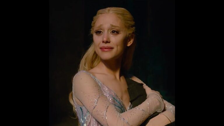 New look of Ariana Grande as Glinda (Wicked: For Good final Trailer)