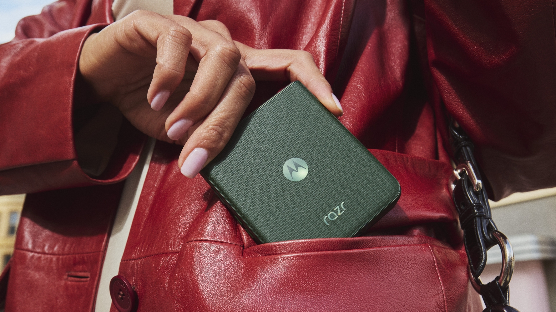 Motorola Razr Plus 2026 and a red purse