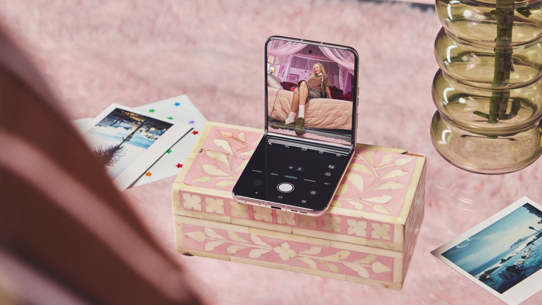 The Motorola Razr 2026 angled on a box