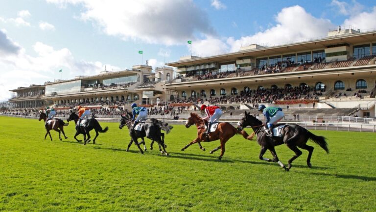 Today on Sky Sports Racing: Ripon and Auteuil | Racing News