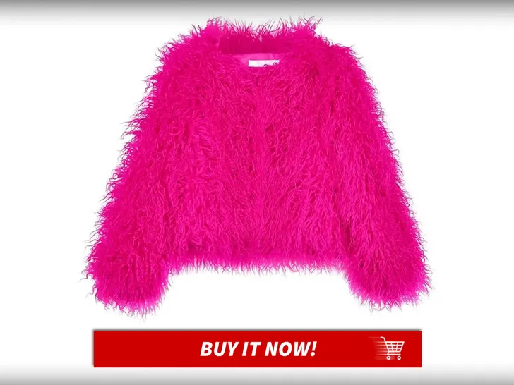 YUAKOU-Shaggy-Faux-Fur-Coat-Legally-Blonde-Steal-Her-Look-MAIN