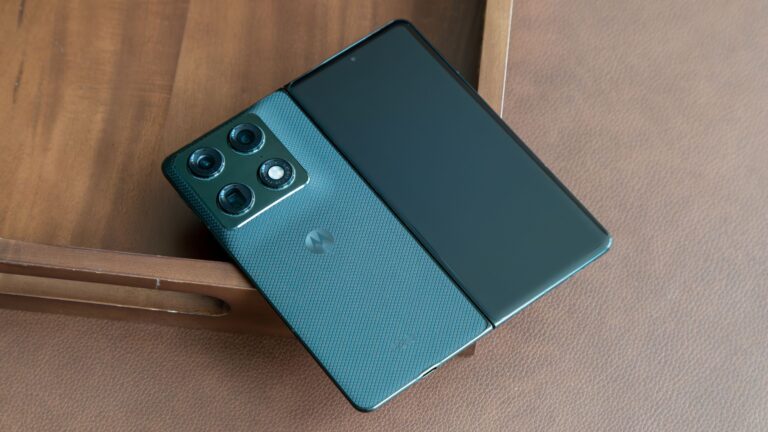This handy Motorola feature lets me launch apps and start actions without touching the screen