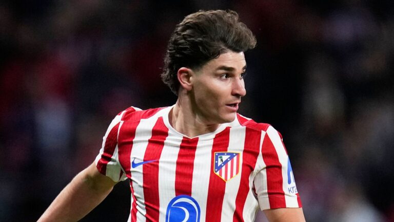 Atletico Madrid accuse Barcelona of ‘smear campaign’ over potential bid for Julian Alvarez this summer | Football News