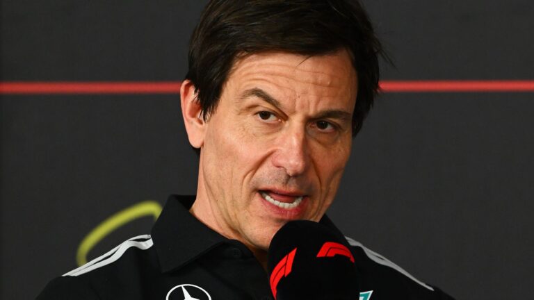 Mercedes pull out of talks to buy minority stake in F1 rivals Alpine after deeming valuation to be too expensive | F1 News
