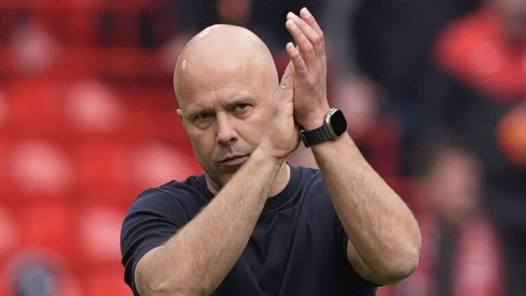 Arne Slot’s Liverpool sacking a shock but an elite manager would have fixed club last season, says Jamie Carragher | Football News