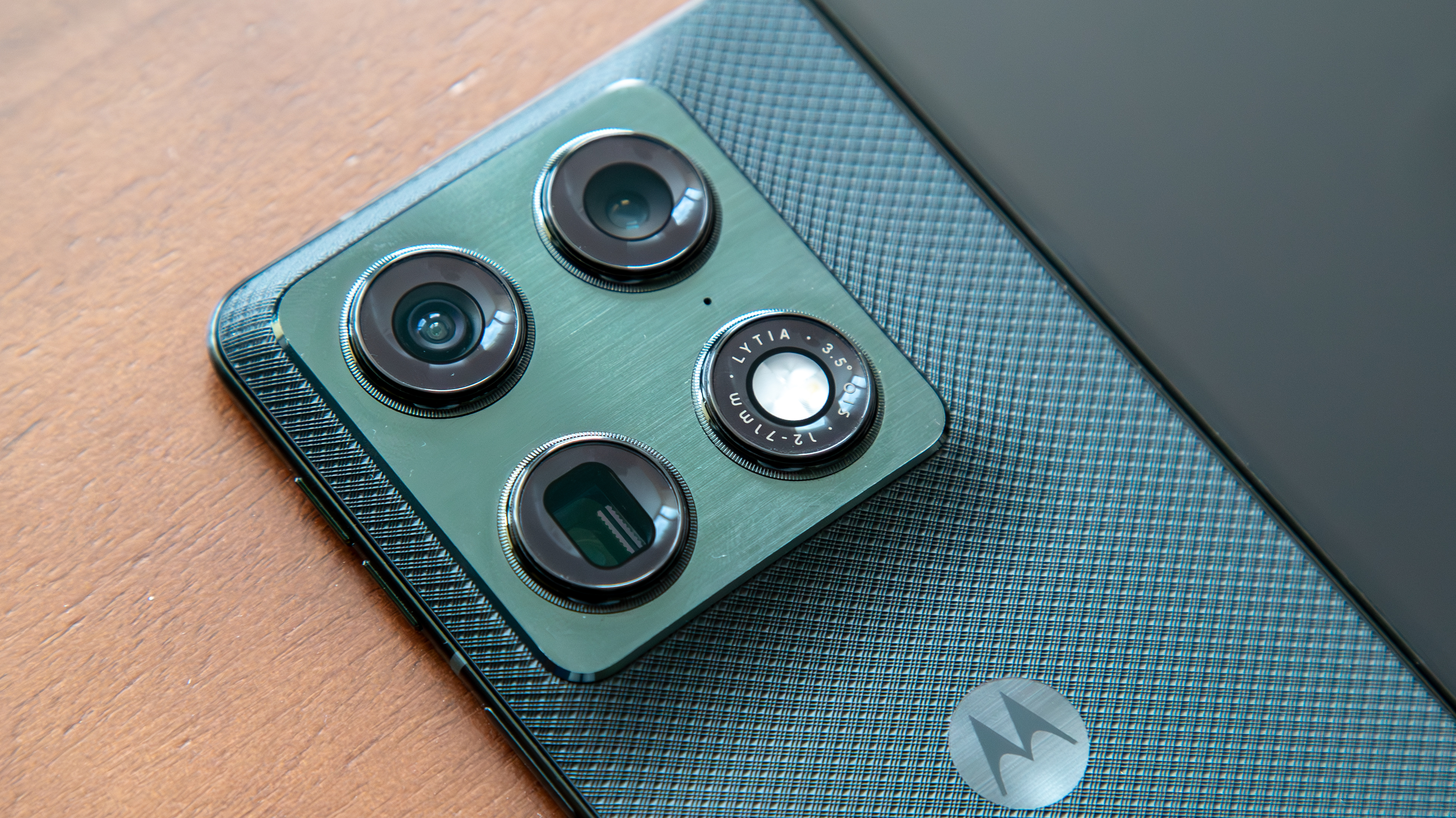 Motorola Razr Fold cameras