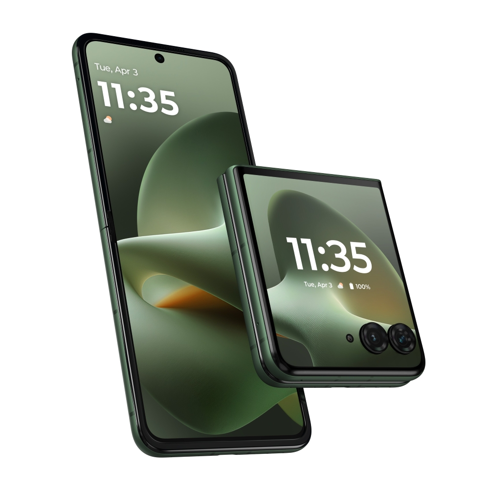Motorola Razr Plus 2026 render