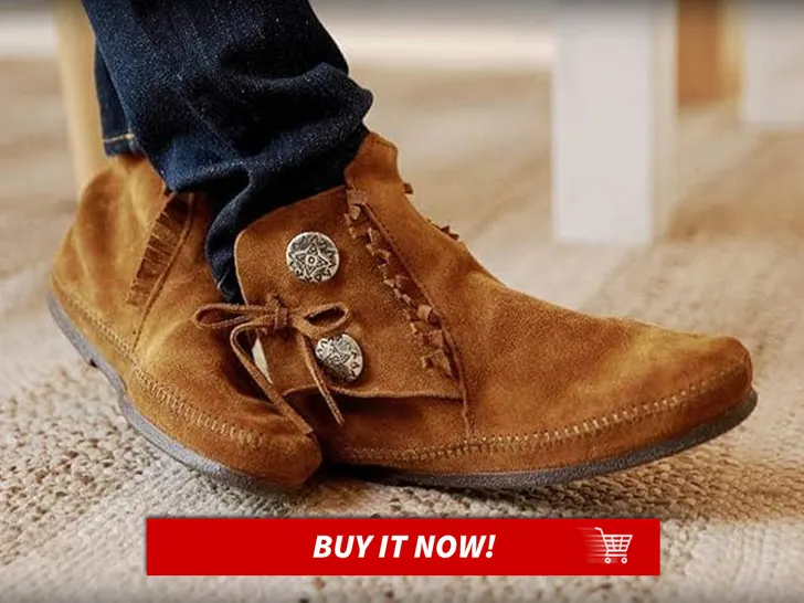 Minnetonka-Mens-Button-Softsole-And-Hardsole-Boot-Tarantino-Inspired-Merch-MAIN