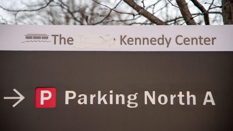 Kennedy Center Starts to Remove Trump Name to Comply With Court Ruling