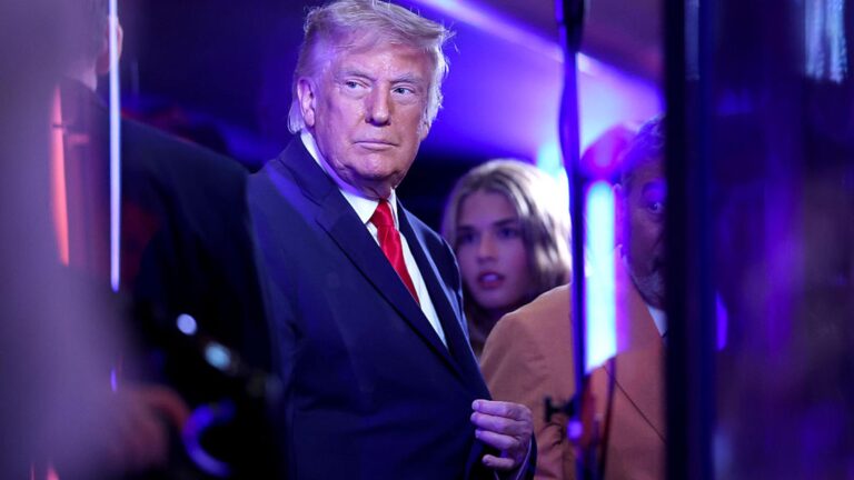 Trump Booed at NBA Finals Game in New York City’s Madison Square Garden