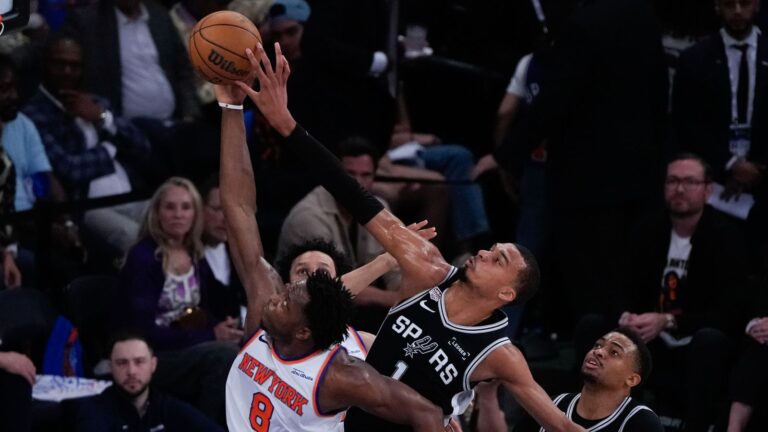 NBA Finals: New York Knicks fight from 29 points down for record-breaking comeback win vs San Antonio Spurs and 3-1 lead | NBA News