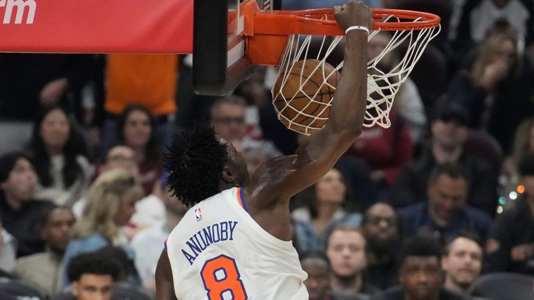 New York Knicks forward OG Anunoby dunks during the second half of Game 4 in the Eastern Conference finals (AP Photo/Sue Ogrocki)