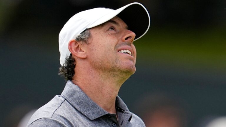 US Open golf: Wyndham Clark holds halfway lead as Rory McIlroy slips back after rollercoaster round at Shinnecock Hills | Golf News