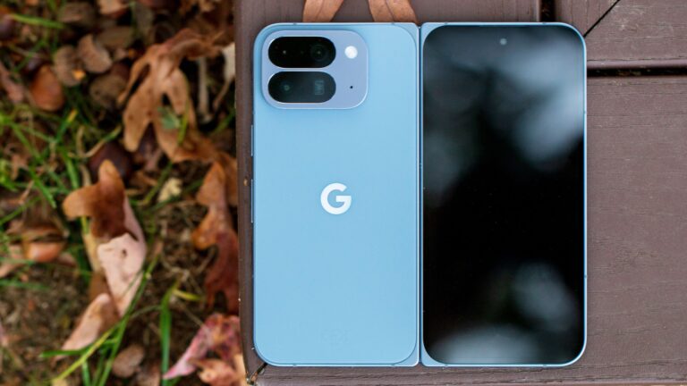 Android 17 ‘sneak peek’ at a foldable gaming mode has my attention—and then some