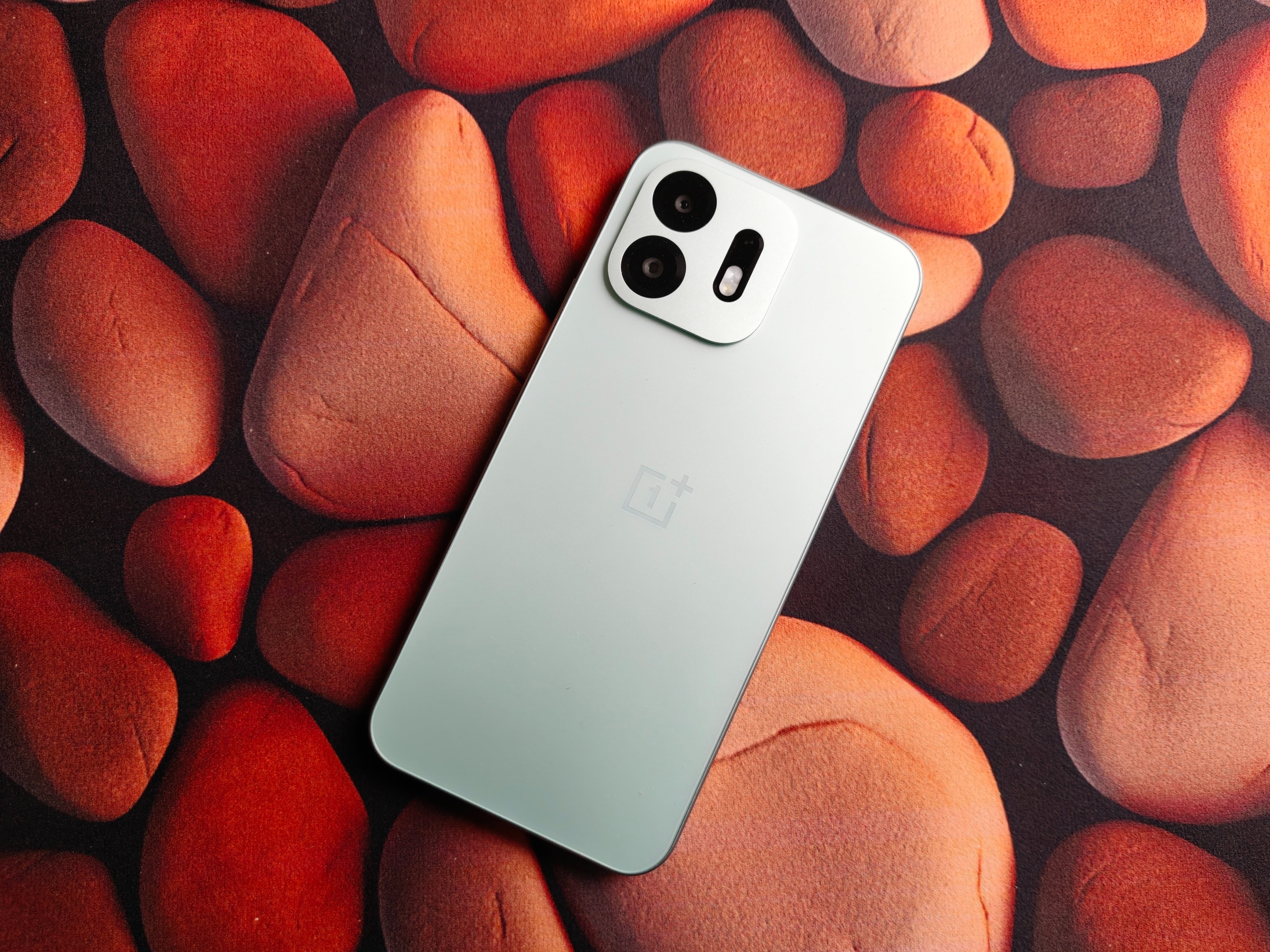 OnePlus N6 back