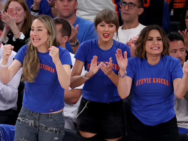 taylor swift knicks gtty comp 2