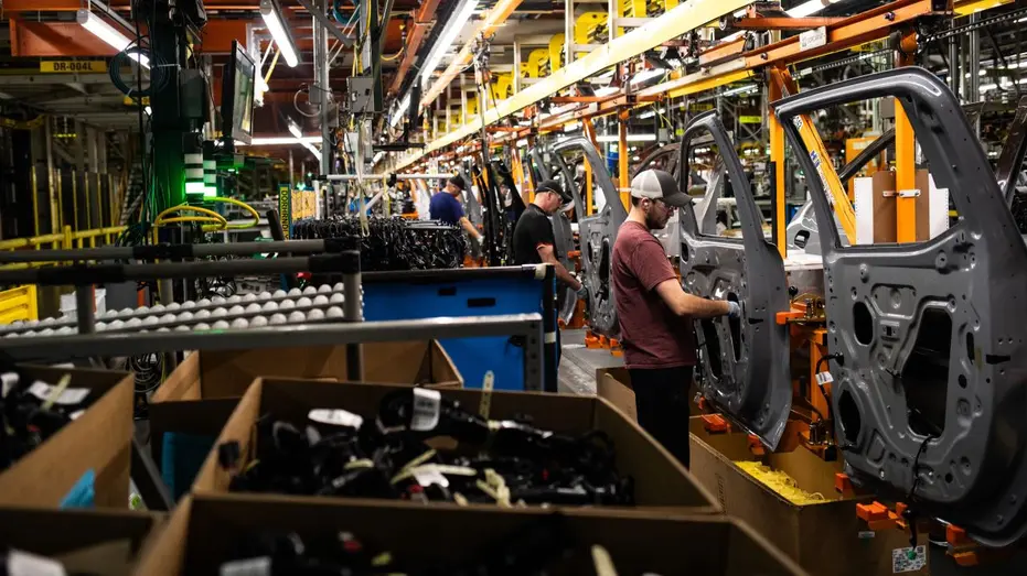 Manufacturing workers in auto industry