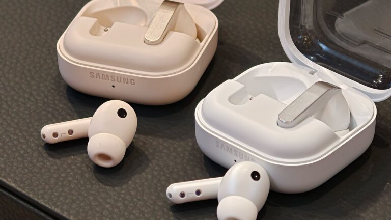 ‘Galaxy Buds On’ could be the name of Samsung’s rumored ‘clip-on’ earbuds