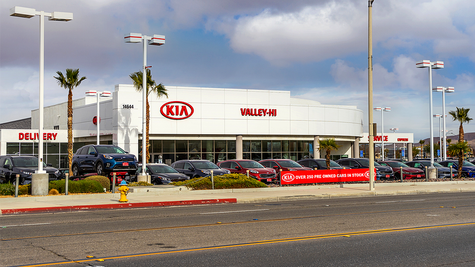 Kia dealer