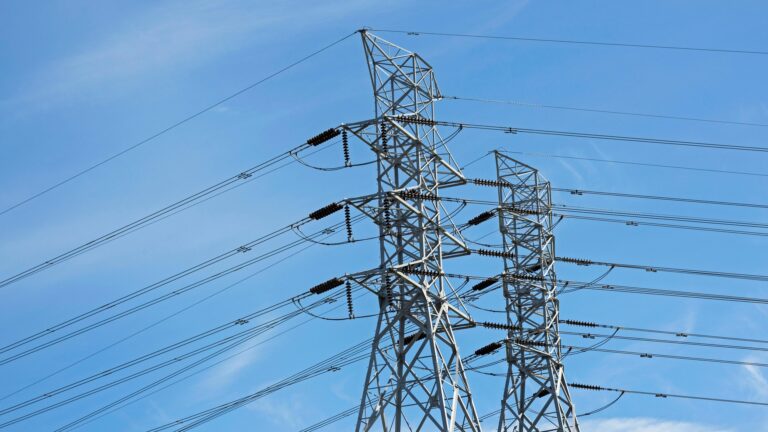 Political Candidates Have An Opening on Clean Energy