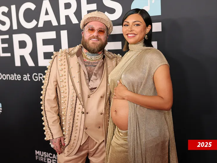 teddy swims and Raiche Wright getty 1