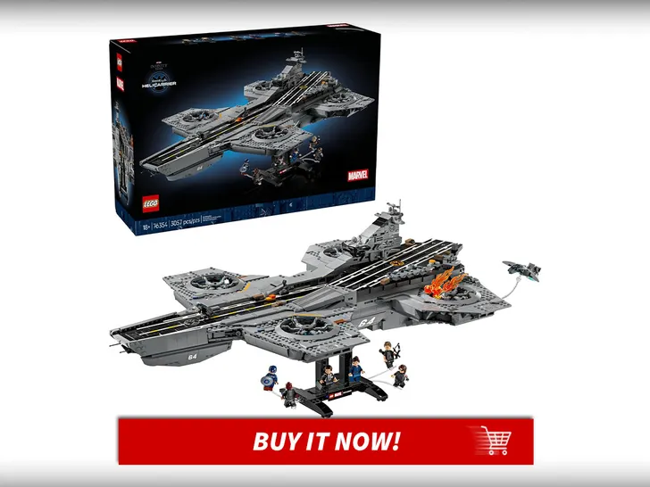 Lego-SHIELD-Helicarrier-Marvel-Must-Haves-MAIN