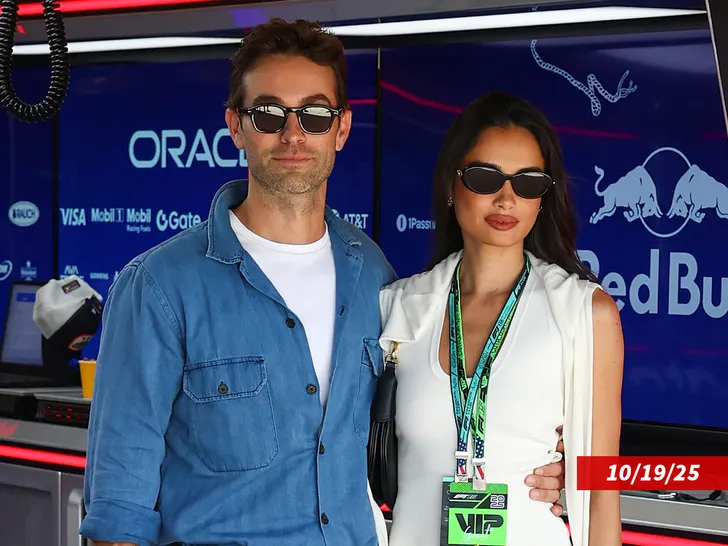 sub-chace-crawford-kelsey-merritt-getty-2