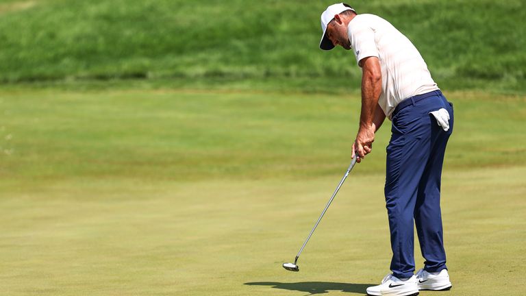Scottie Scheffler of the United States putts on the ninth green during the first round of the 2026 3M Open at TPC Twin Cities on July 23, 2026 in Blaine, Minnesota. Steven Garcia/CSM (Credit Image: .. Steven Garcia/Cal Sport Media) (Cal Sport Media via AP Images)